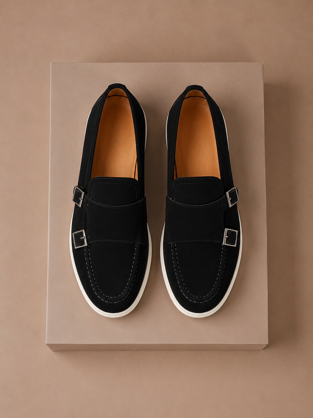 Loafers heren in zwart, zijaanzicht – Estrani