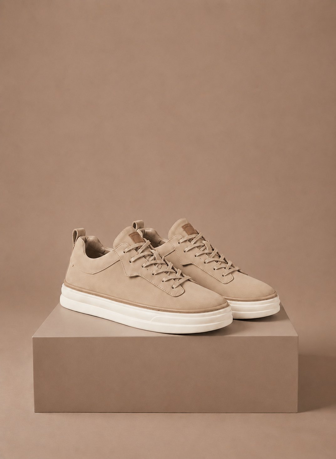Nette sneakers heren in beige met suède-look – Estrani
