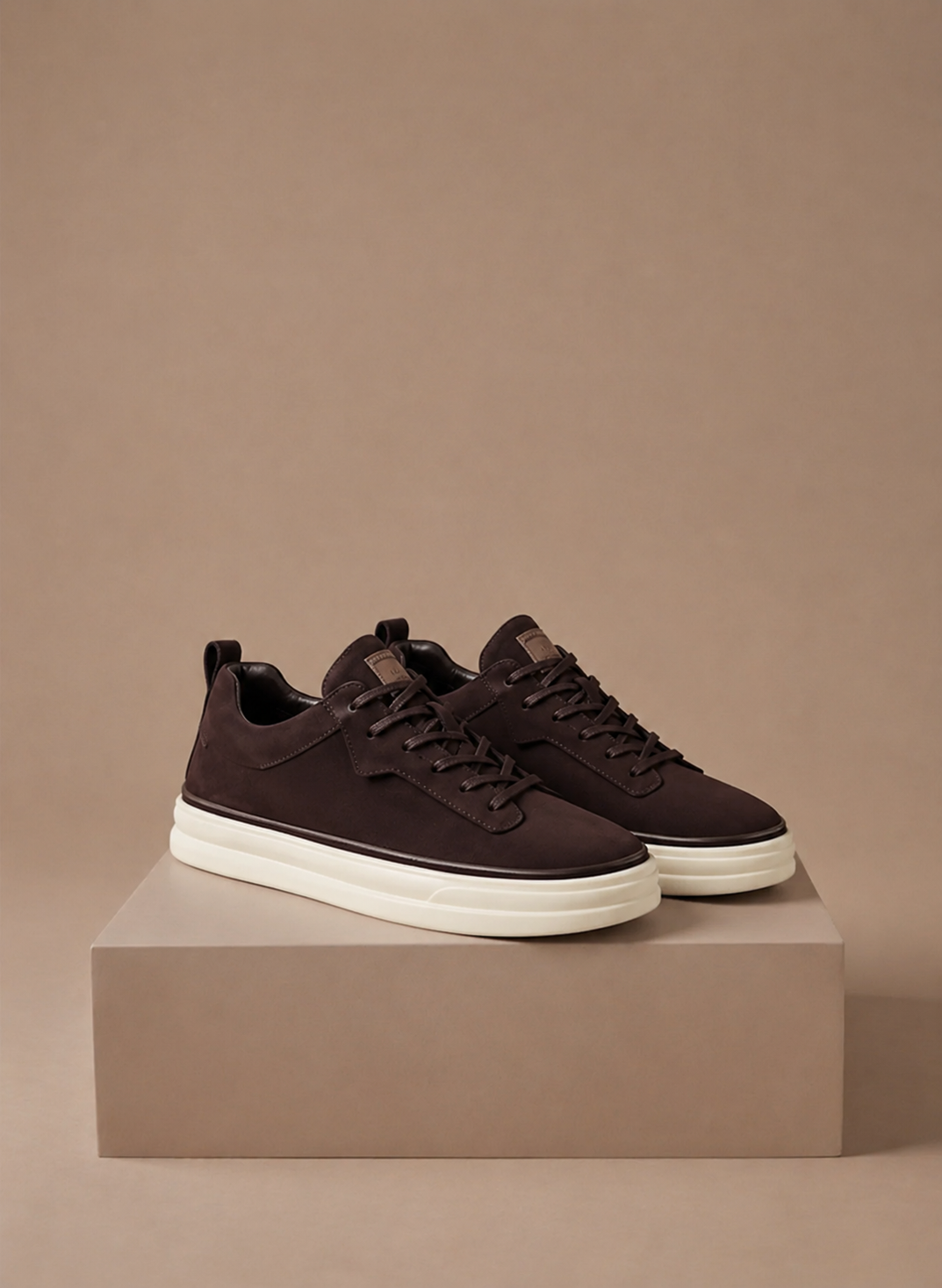 Nette sneakers heren in donkere uitvoering met suède-look – Estrani
