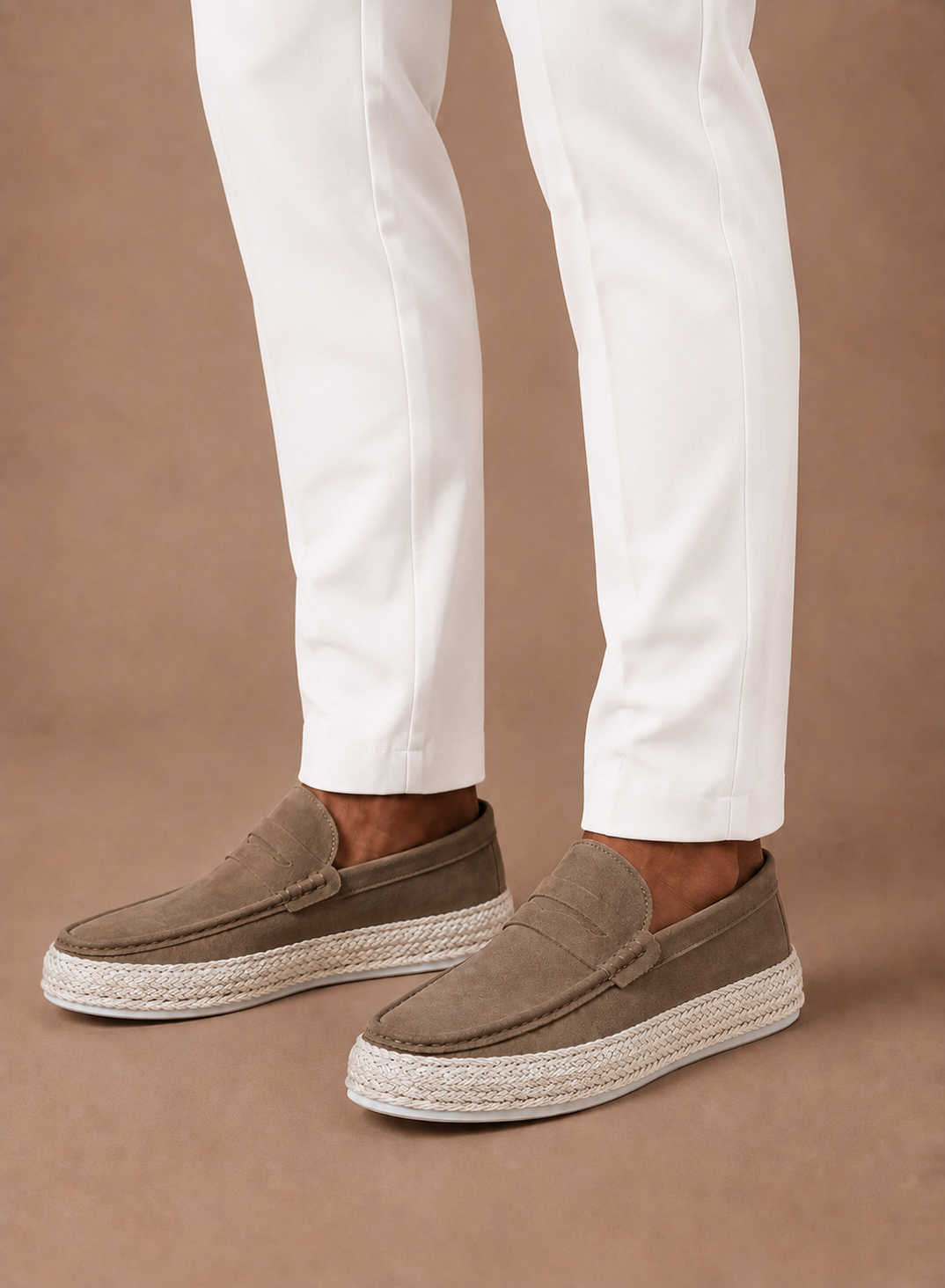 Zomerse loafers heren, detail van het luchtige bovenwerk – Estrani
